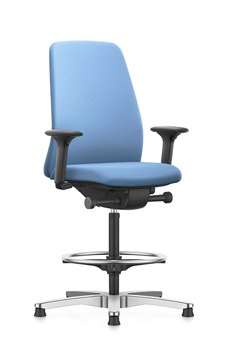 EV711 - Counter chair medium high, 
footring Ø 470 mm
on glides
(armrests optional) 
Synchronous mechanism