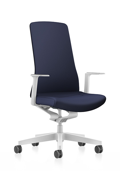 Side view of PURE PU113 design office chair with blue upholstered backrest, blue seat cover, white T-armrests and plastic parts in white (base, column, among others) with Smart Spring technology | by Andreas Krob & Joachim Brüske, b4k